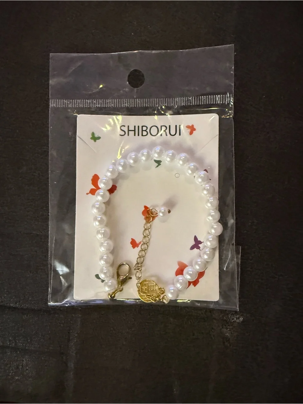White Pearl Beaded Bracelet with Gold Accent